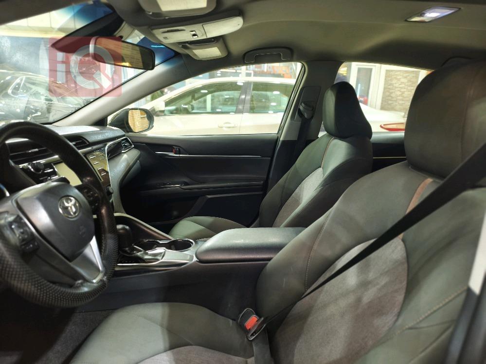 تۆیۆتا کامری